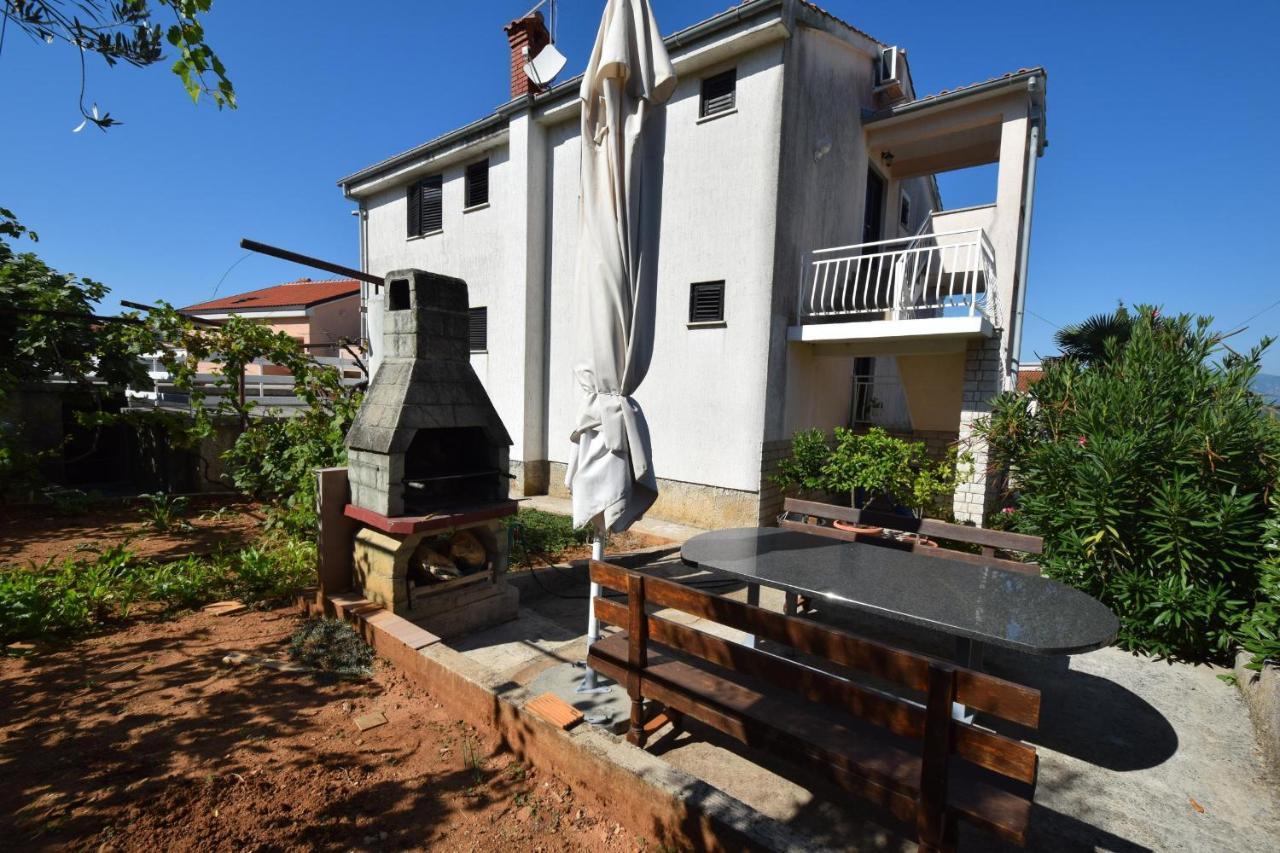 Apartments Marinela Нивице Экстерьер фото
