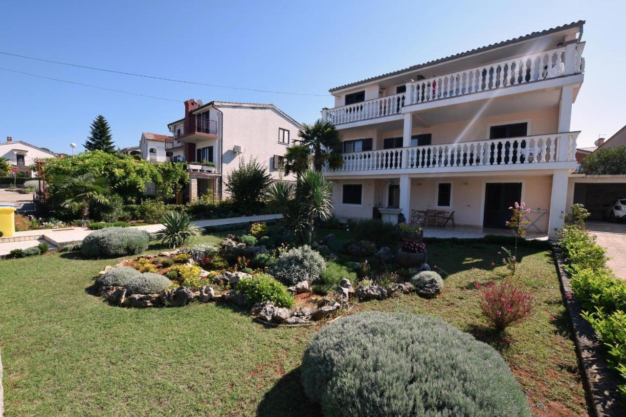 Apartments Marinela Нивице Экстерьер фото