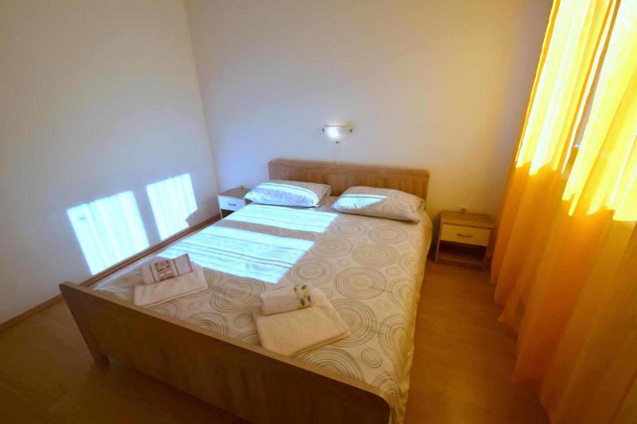 Apartments Marinela Нивице Экстерьер фото