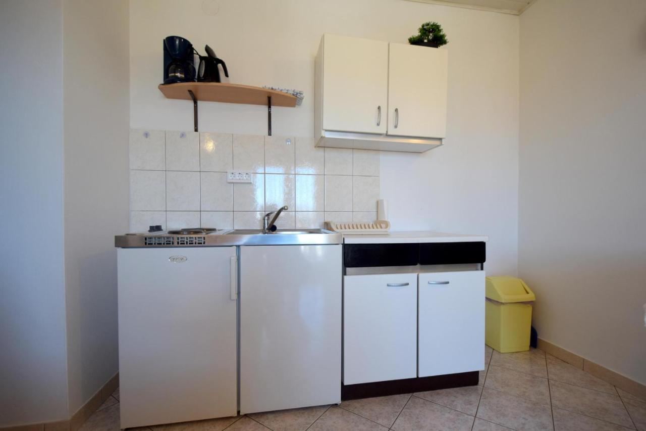 Apartments Marinela Нивице Экстерьер фото