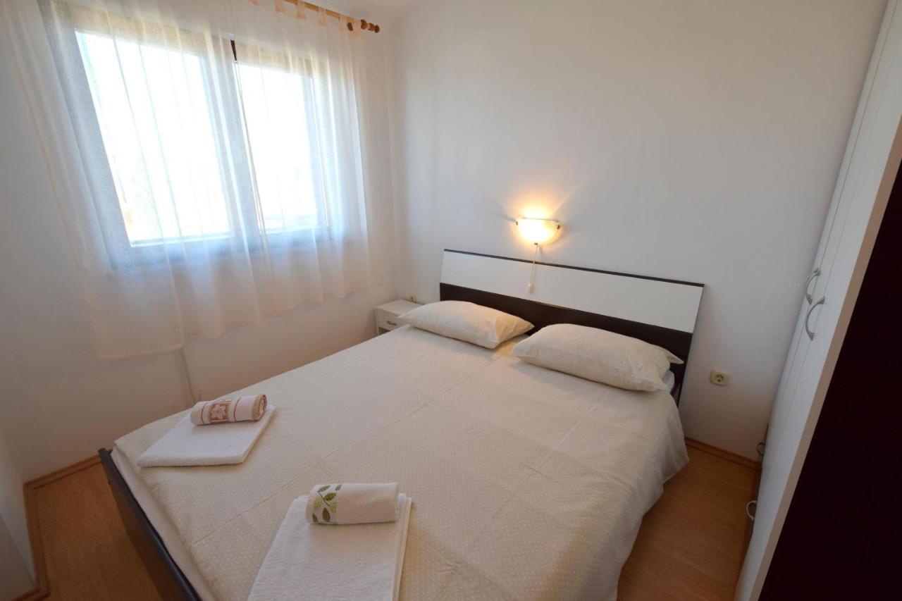 Apartments Marinela Нивице Экстерьер фото
